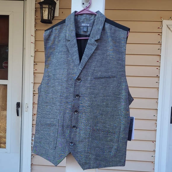 NWT Kenneth Cole Reaction Vest - Picture 1 of 8
